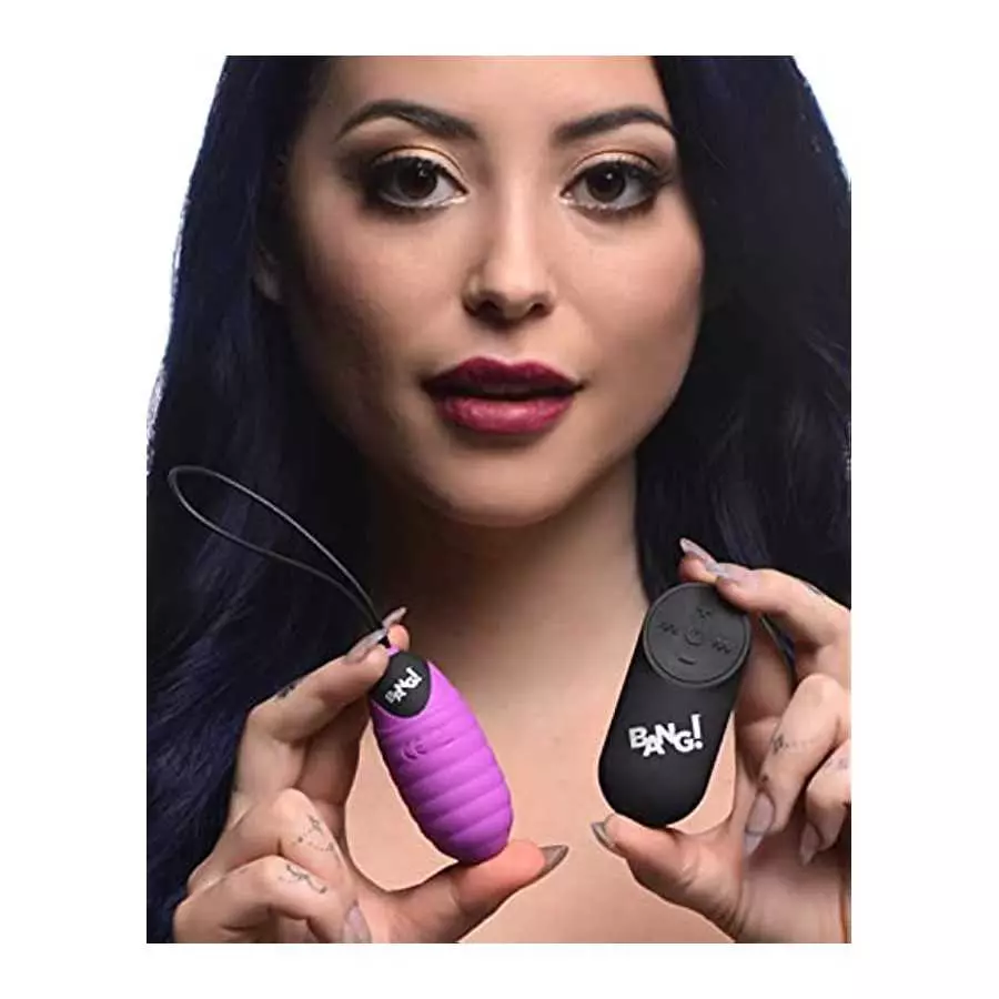 28X Ribbed Silicone Vibrating Egg with Remote Control