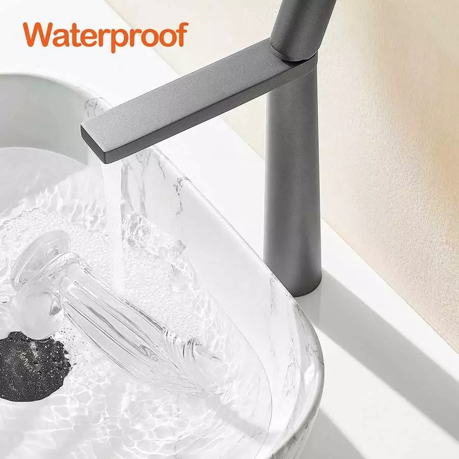 Clear Dildo, 7.2 Inch Realistic Dildo, Body-Safe Material Lifelike Penis with Strong Suction Cup for Hands-Free Play(M)