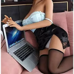 Realistic Female Sex Doll Full Body Silicone Doll with 5.5ft Soft Breasts and Curvy Hips Lifelike Love Dolls for Men