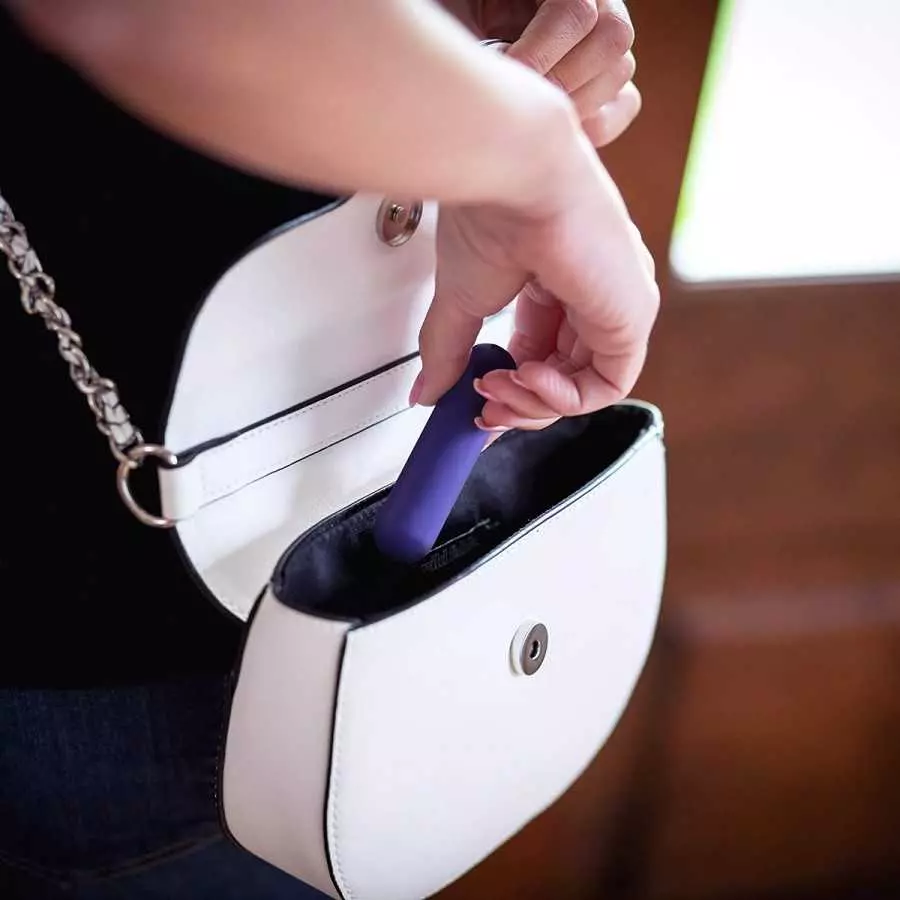 plusOne Bullet Vibrator for Women - Mini Vibrator Made of Body-Safe Silicone, Fully Waterproof, USB Rechargeable - Personal Mass